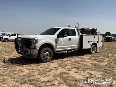 2018 Ford F-350 SD Extended-Cab Mechanics Service Truck