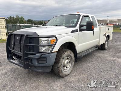 2016 Ford F-350 SD 4x4 Extended-Cab Service Truck