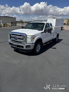 2016 Ford F350 4x4 Extended-Cab Service Truck