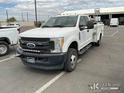 2017 Ford F-350 SD Extended-Cab Mechanics Service Truck