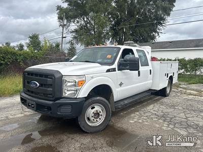 2012 Ford F-350 SD Crew-Cab Service Truck