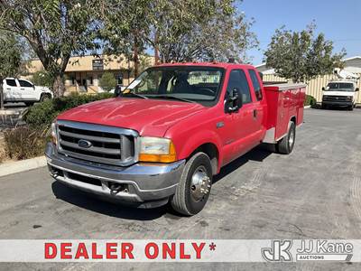 2001 Ford F-350 SD XL SuperCab DRW Extended-Cab Service Truck
