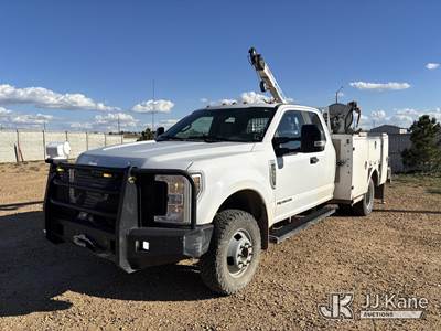 2019 Ford F-350 SD Extended-Cab Mechanics Service Truck