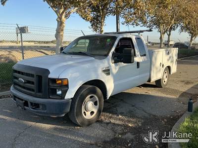 2008 Ford F-350 SD Extended-Cab Service Truck