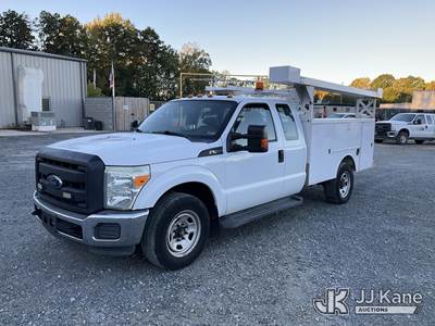 2014 Ford F350 SD Extended-Cab Service Truck