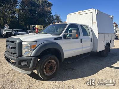 2014 Ford F-450 SD Crew Cab DRW 2WD Enclosed High-Top Service Truck