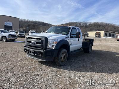 2015 Ford F450 4x4 Extended-Cab Flatbed/Service Truck