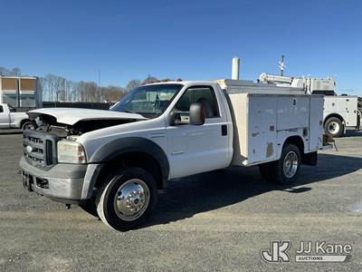 2006 Ford F450 Enclosed Service Truck
