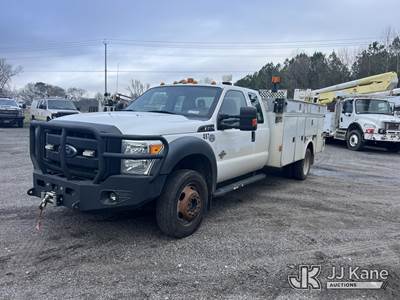 2015 Ford F450 4x4 Extended-Cab Service Truck