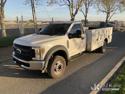 2018 Ford F-450 SD Regular Cab DRW 2WD Service Truck