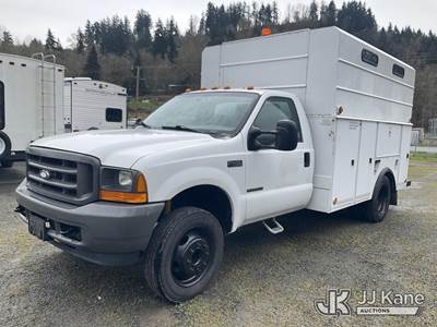 2000 Ford F-450 SD Enclosed High-Top Service Truck