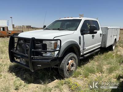 2018 Ford F-450 SD Crew-Cab Service Truck