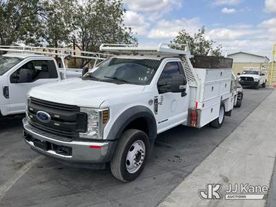 2019 Ford F-450 SD Regular Cab DRW Utility Truck