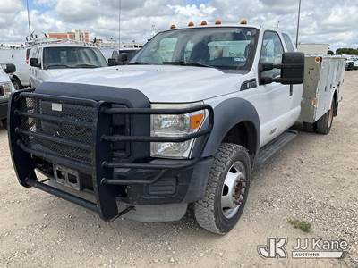 2014 Ford F-450 SD Extended-Cab Service Truck