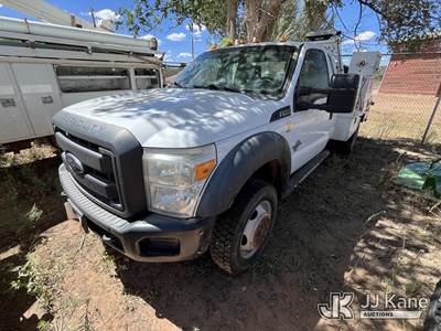 2014 Ford F450 4x4 Extended-Cab Service Truck