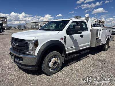 2018 Ford F-450 SD Extended-Cab Service Truck