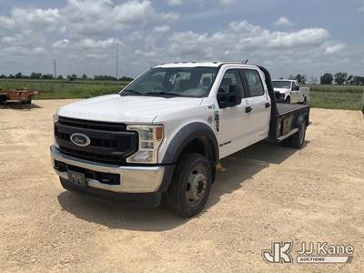 2020 Ford F-450 SD Crew Cab DRW Crew-Cab Flatbed/Service Truck