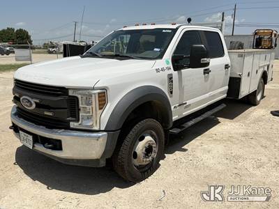 2019 Ford F-450 SD Crew-Cab Service Truck