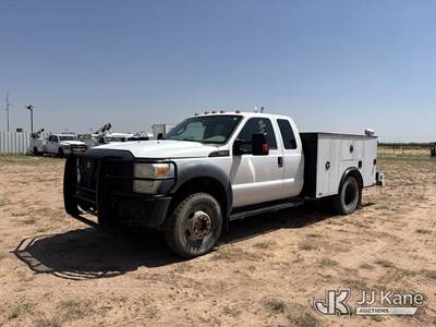 2016 Ford F-450 SD SuperCab DRW Extended-Cab Service Truck