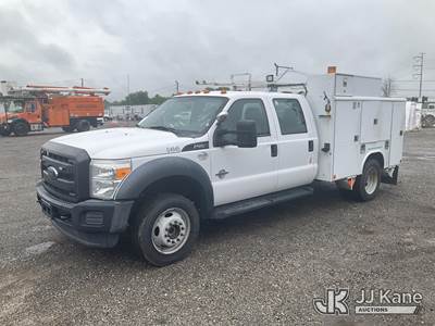 2016 Ford F450 4x4 Crew-Cab Enclosed Service Truck