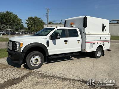 2017 Ford F-450 SD Crew-Cab Enclosed Service Truck