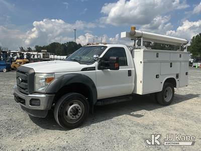 2015 Ford F-450 4X4 Service Truck