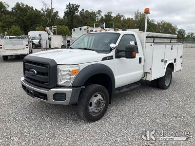 2015 Ford F450 4x4 Service Truck