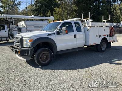 2013 Ford F-450 SD Extended-Cab Mechanics Service Truck