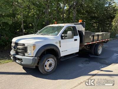 2018 Ford F-450 SD Regular Cab DRW Flatbed/Service Truck