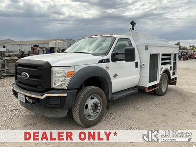2011 Ford F-450 SD Regular Cab DRW Enclosed Service Truck