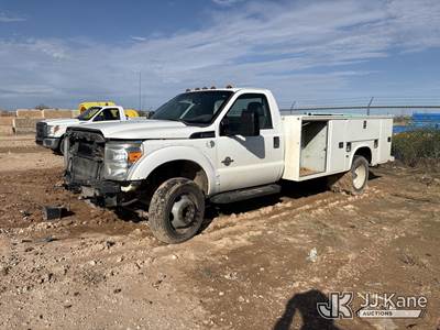 2016 Ford F-450 SD Regular Cab DRW Service Truck