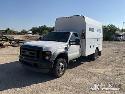 2009 Ford F550 Enclosed High-Top Service Truck