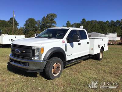 2017 Ford F550 Crew-Cab Service Truck