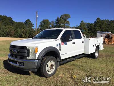 2017 Ford F-550 Crew Cab DRW Crew-Cab Service Truck
