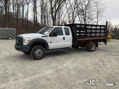 2016 Ford F-550 Extended-Cab Flatbed Truck