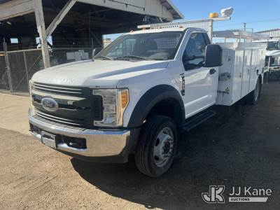 2017 Ford F-550 Regular Cab DRW 2WD Service Truck