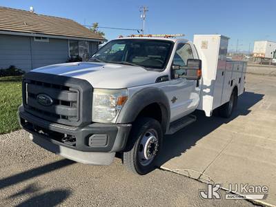 2013 Ford F-550 Regular Cab DRW 4WD Mechanics Service Truck