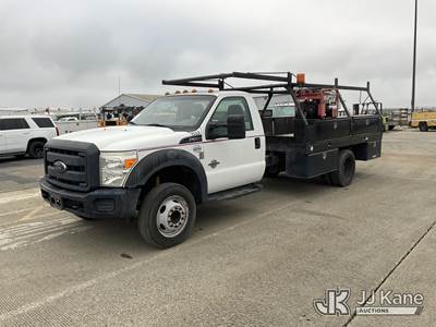 2014 Ford F-550 Regular Cab DRW 2WD Flatbed/Service Truck