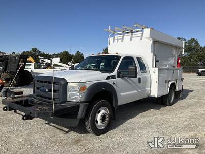 2013 Ford F550 Enclosed High-Top Service Truck