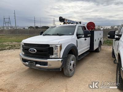 2019 Ford F-550 Extended-Cab Mechanics Service Truck