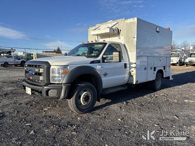 2013 Ford F-550 Enclosed High-Top Service Truck