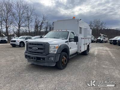 2016 Ford F550 4x4 Air Compressor/Enclosed Utility Truck