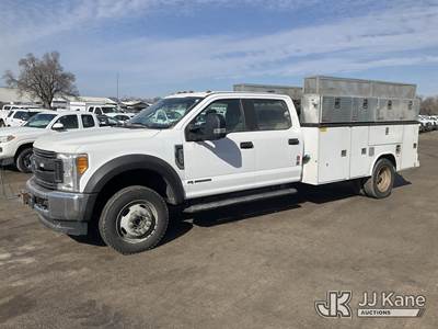 2017 Ford F550 4x4 Crew-Cab Service Truck