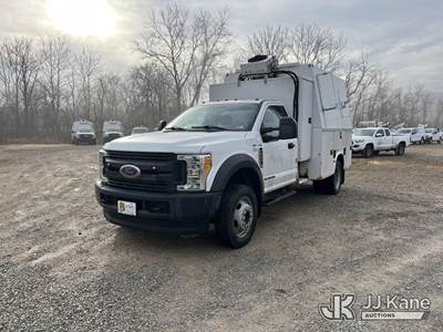 2017 Ford F550 4x4 Air Compressor/Enclosed Utility Truck