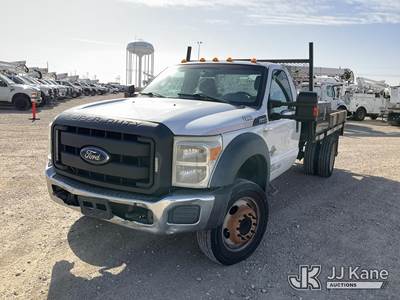 2016 Ford F-550 Flatbed/Service Truck