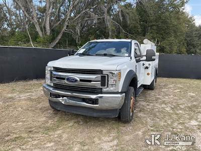2019 Ford F-550 URD/Flatbed Truck