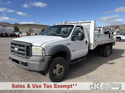 2005 Ford F-550 Stake Truck