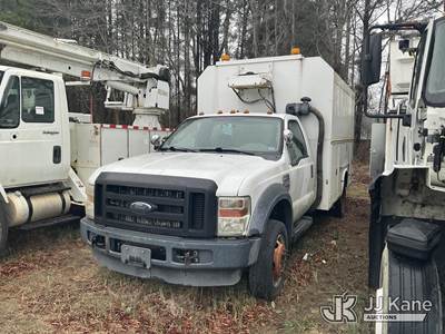 2010 Ford F550 Enclosed High-Top Service Truck