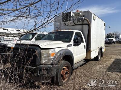 2013 Ford F-550 Regular Cab DRW 2WD Air Compressor/Enclosed Utility Truck