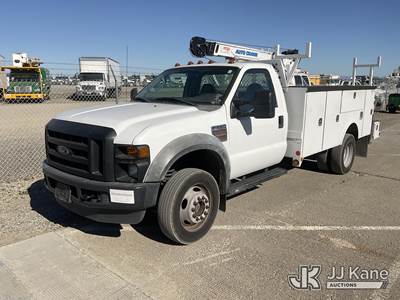 2010 Ford F-550 DRW 4WD Mechanics Service Truck